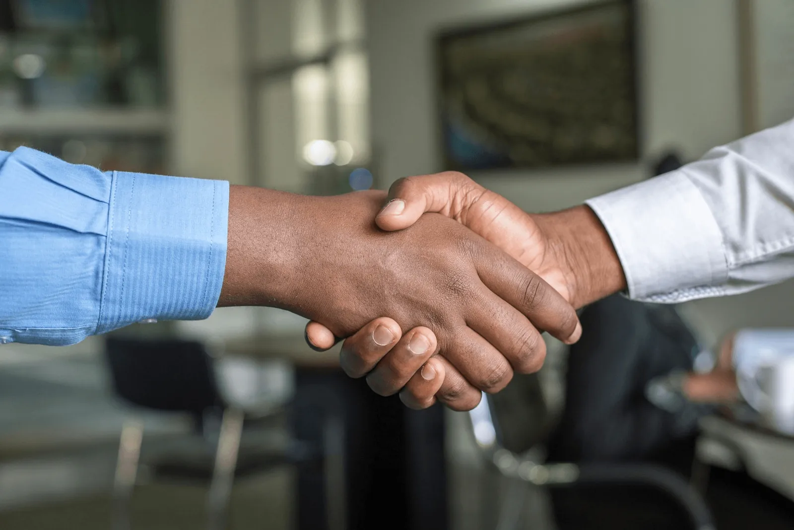 B2B handshake between a potato ingredient buyer and the Junsheng supplier - RFQ and sample requests